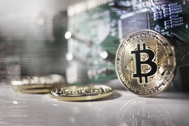 Bitcoin: uma moeda digital que questiona sistemas e propõe novos caminhos